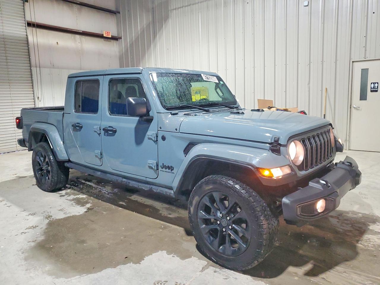 2024 Jeep Gladiator VIN 1C6HJTAG1RL133463 photo 4