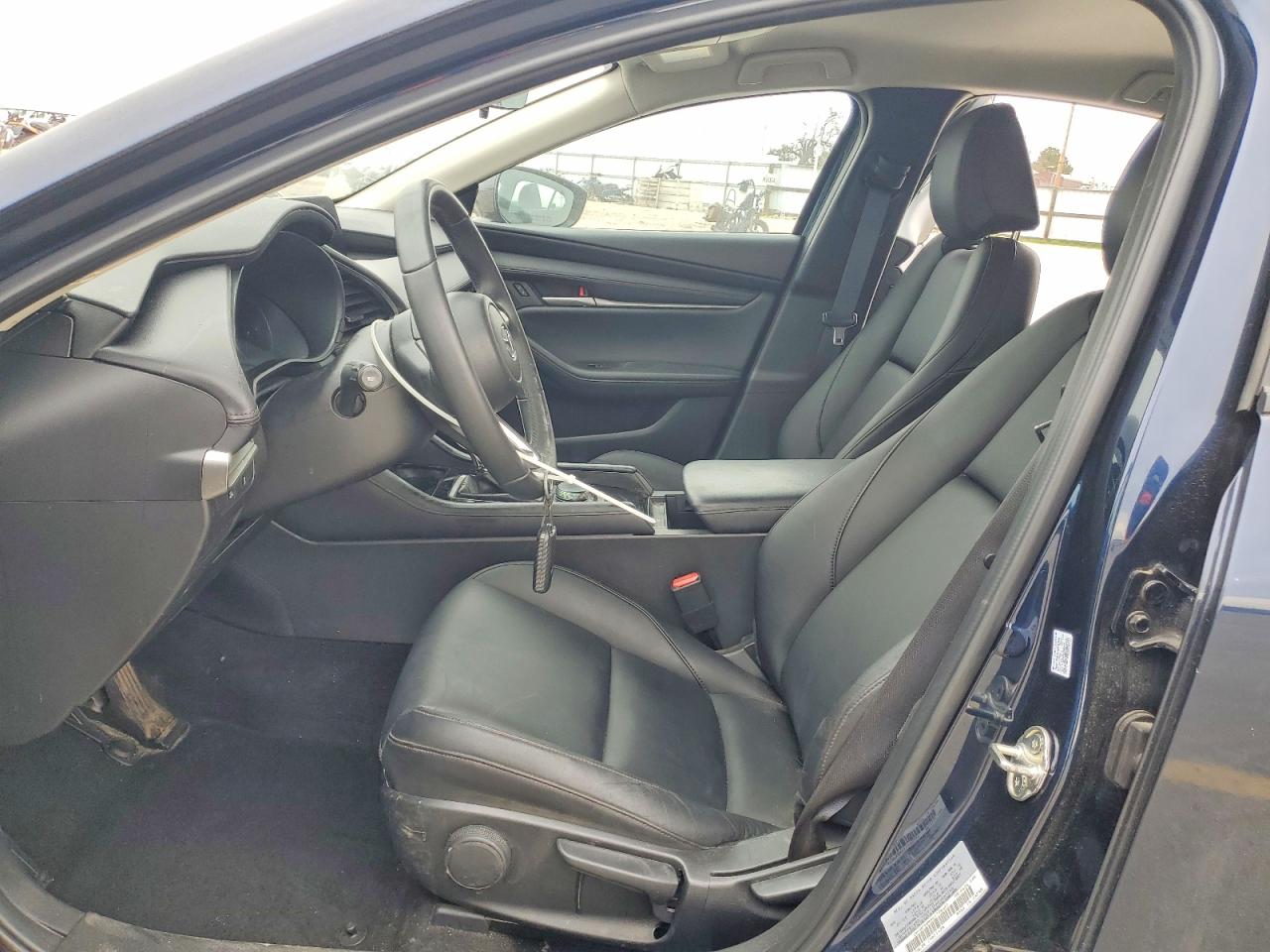 2025 Mazda Mazda3 VIN JM1BPABM9S1778661 photo 7