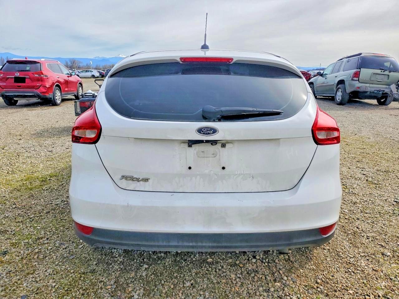 2015 Ford Focus VIN 1FADP3K25FL263398 photo 6