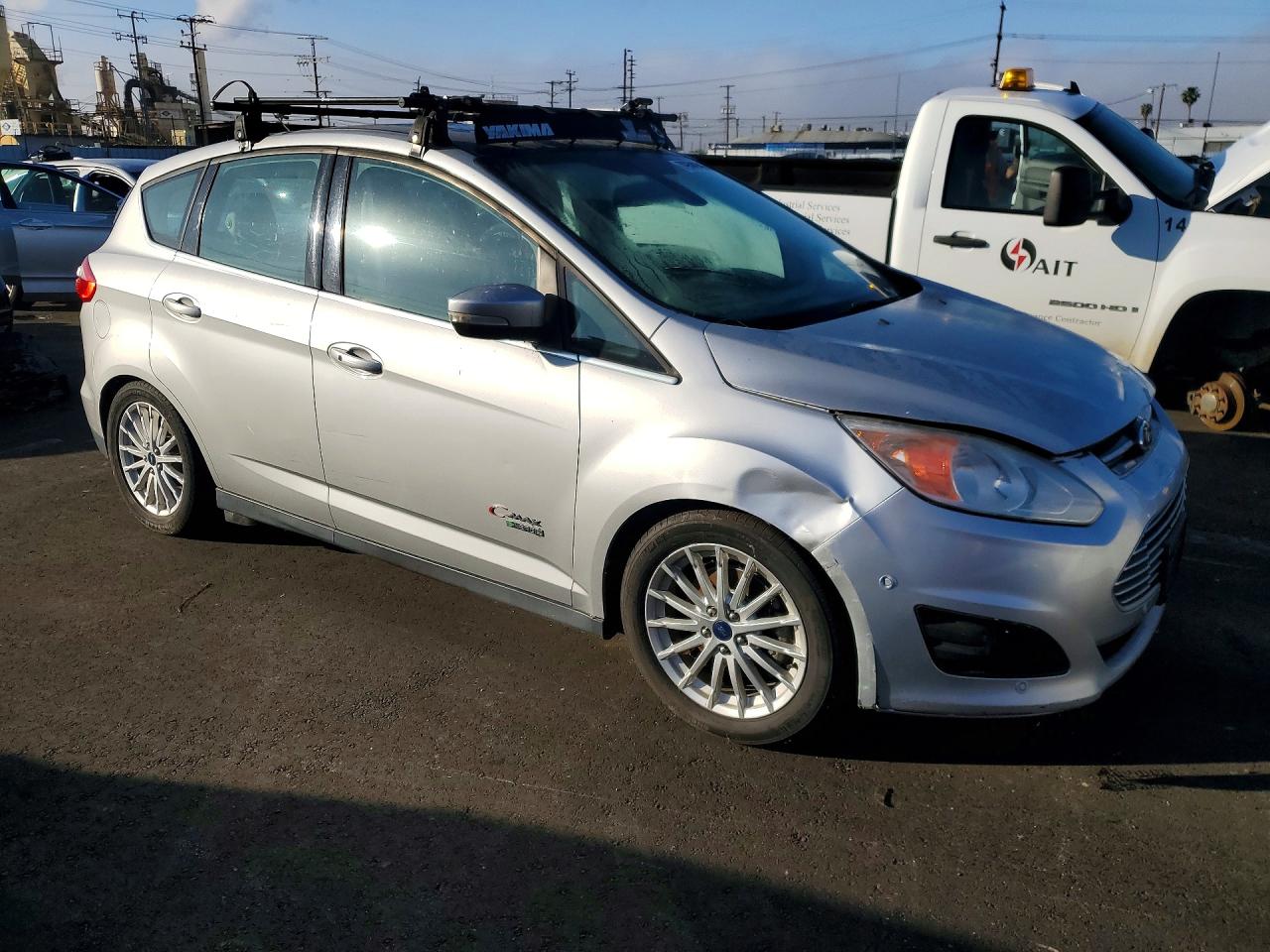 2014 Ford Cmax VIN 1FADP5CU8EL508401 photo 4