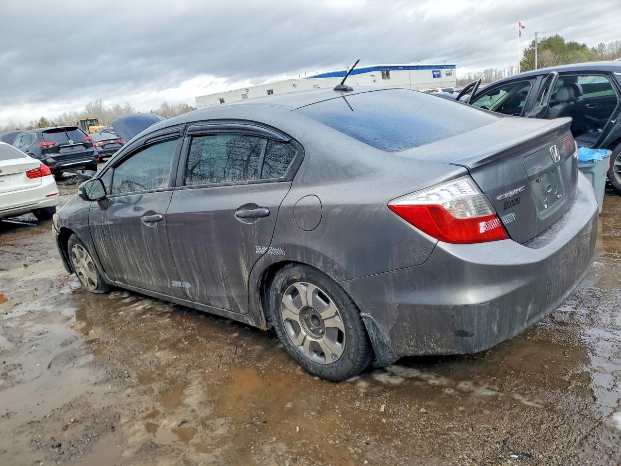 2012 Honda Civic VIN JHMFB4F27CS800256 photo 2