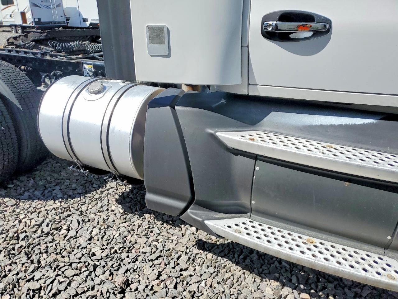 2016 KENWORTH All models VIN 1XKYA48XXGJ496667 photo 9