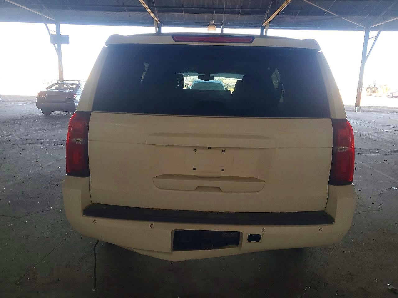 2019 Chevrolet Tahoe VIN 1GNSKFEC7KR128752 photo 6