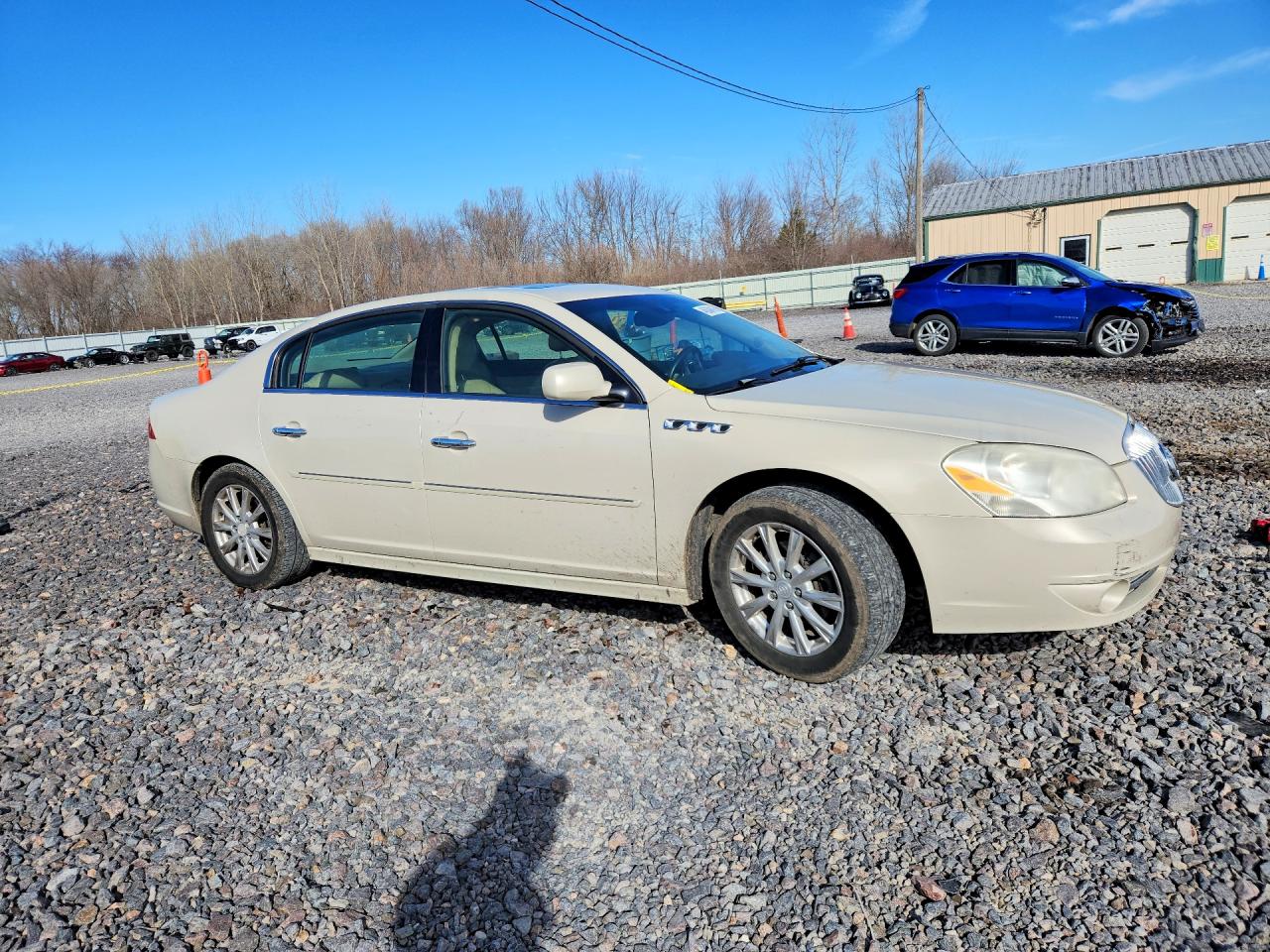2010 Buick Lucerne VIN 1G4HJ5EM4AU128577 photo 4