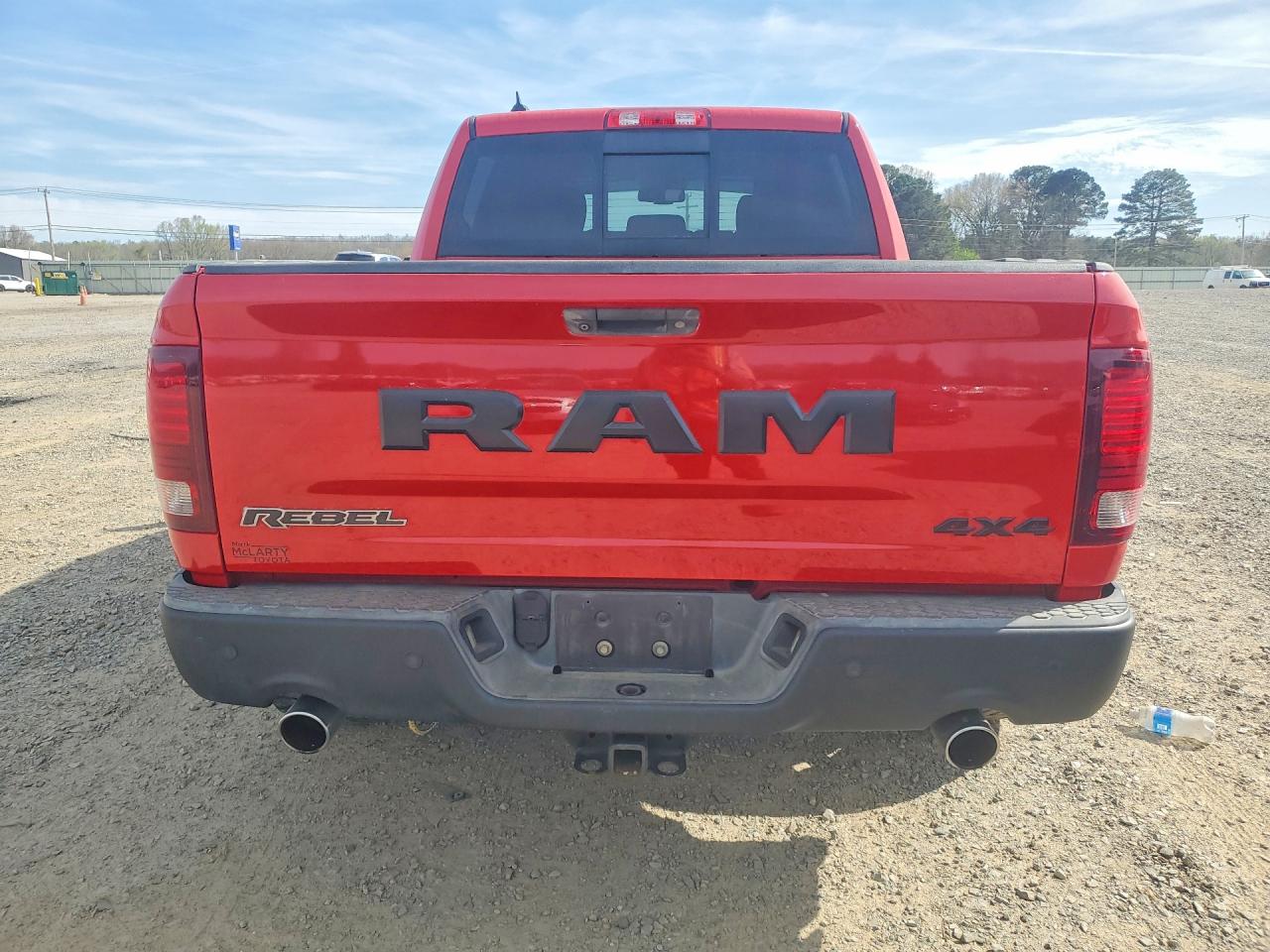 2015 Ram 1500 VIN 1C6RR7YT7FS785562 photo 6