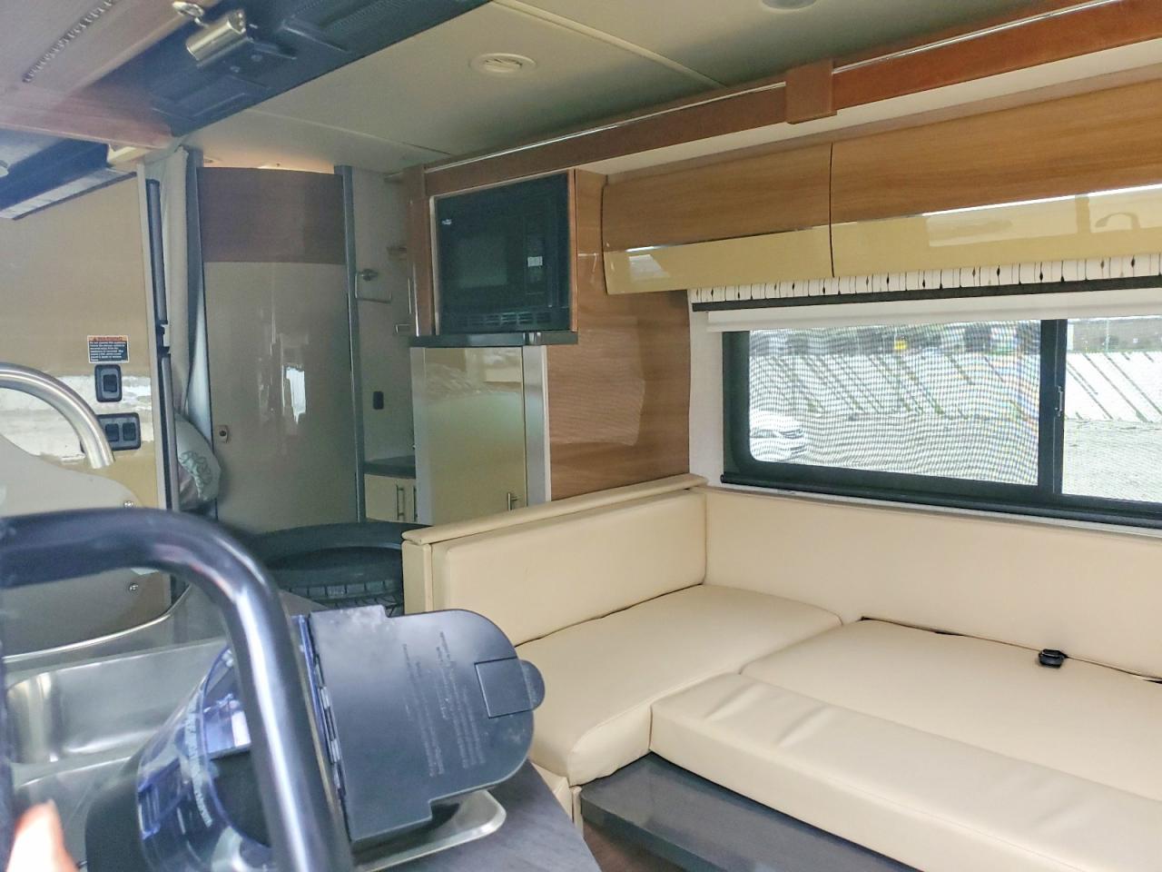 2015 Mercedes-Benz Sprinter VIN WDAPF4CC7F9611449 photo 6