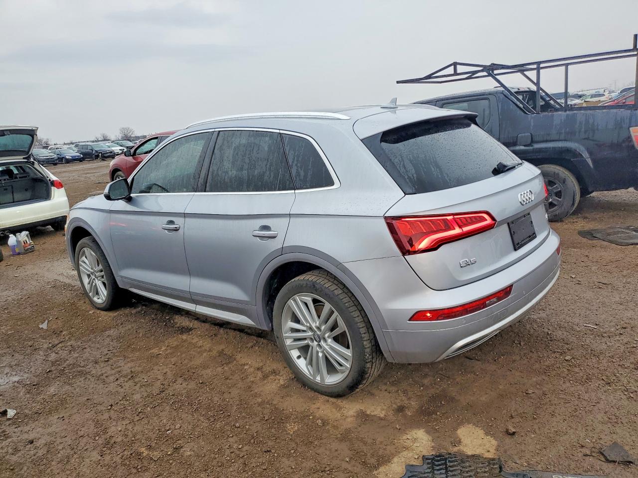 2018 Audi Q5 VIN WA1CNAFY5J2104873 photo 2