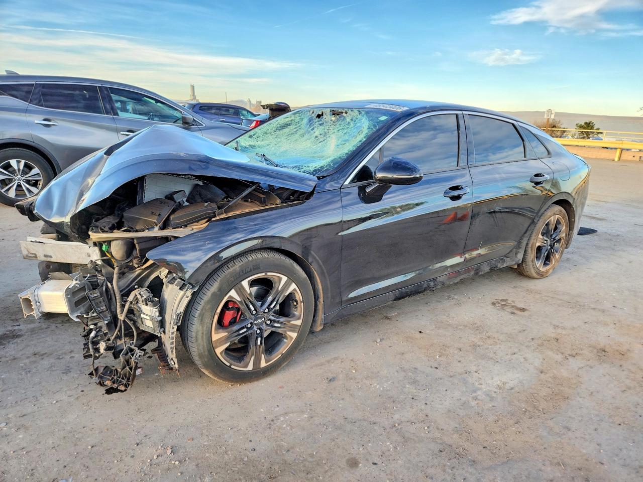2022 Kia K5 VIN 5XXG64J24NG098959 photo 1