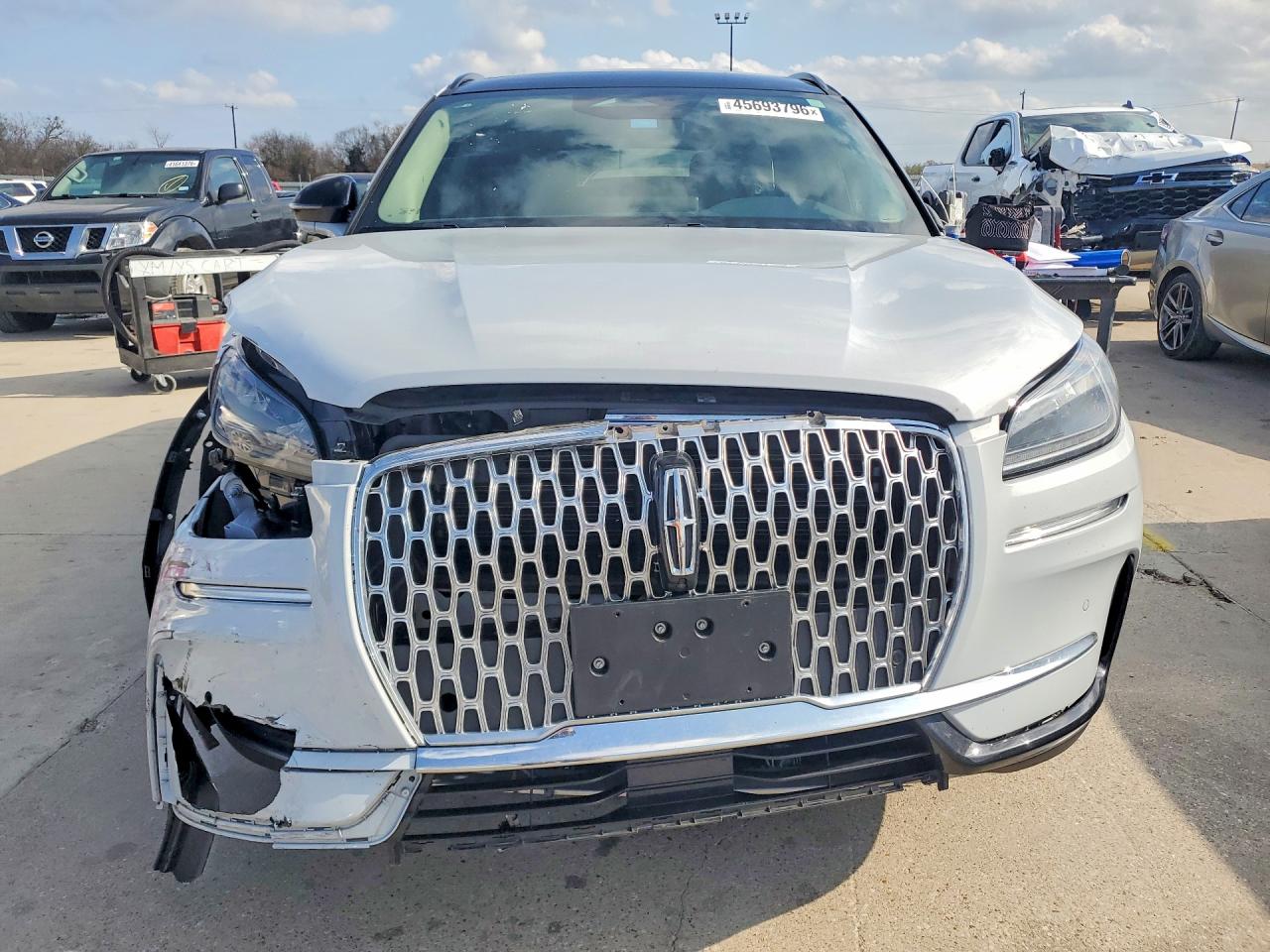 2025 Lincoln Corsair VIN 5LMCJ1CAXSUL17857 photo 5