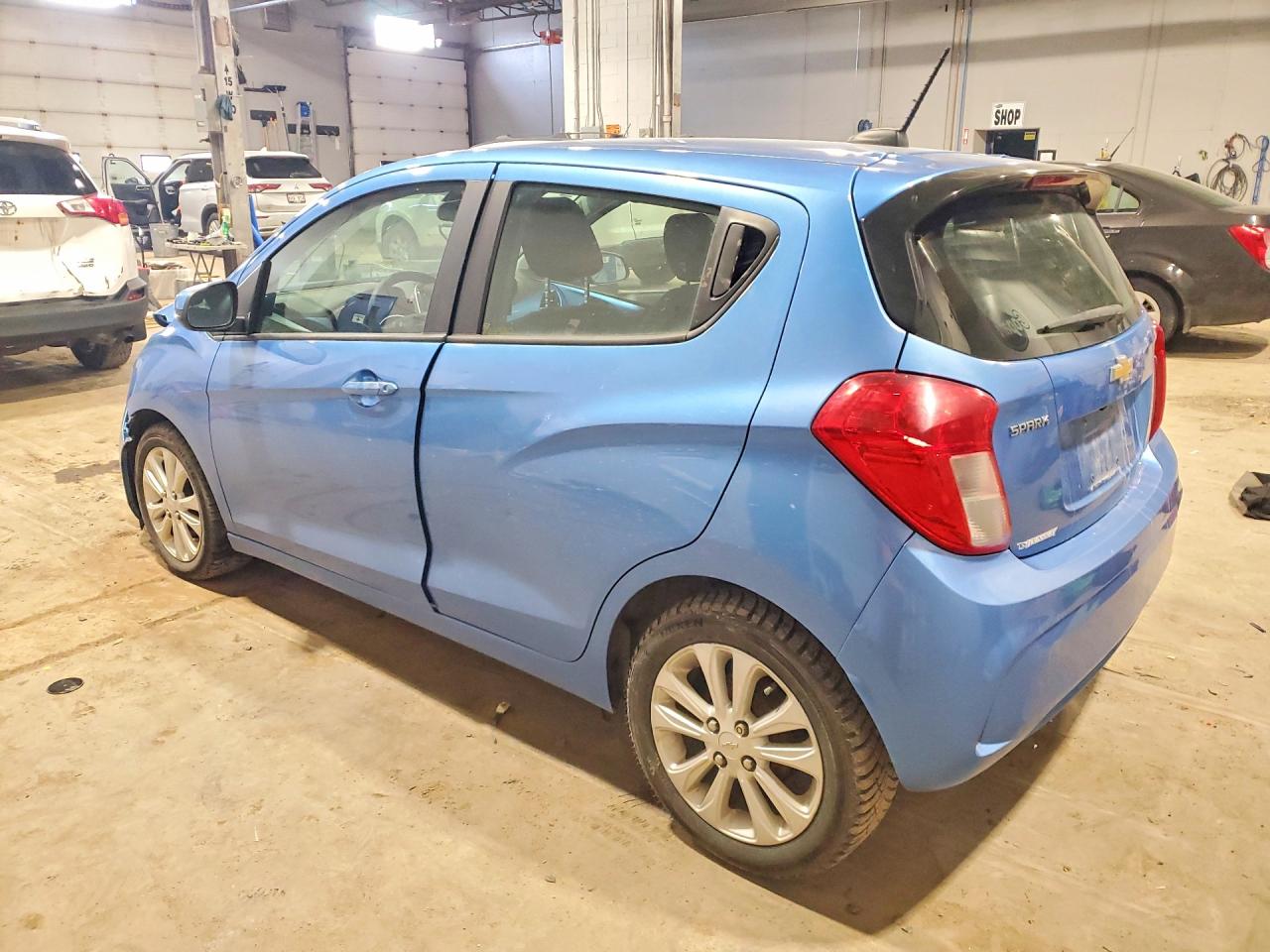 2016 Chevrolet Spark VIN KL8CD6SA7GC580990 photo 2