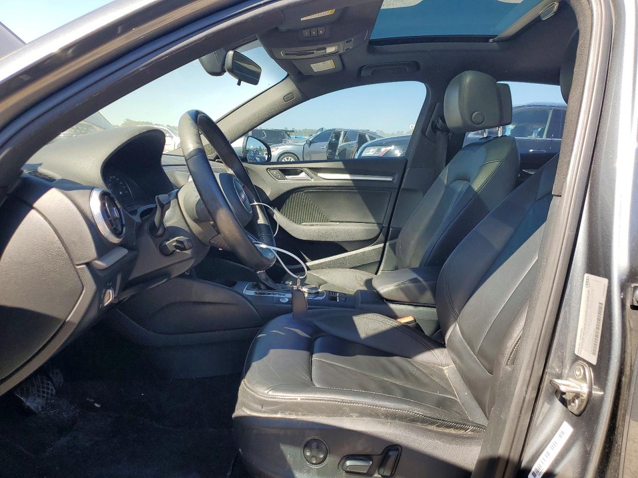 2017 Audi A3 VIN WAUAUGFF0H1031653 photo 7