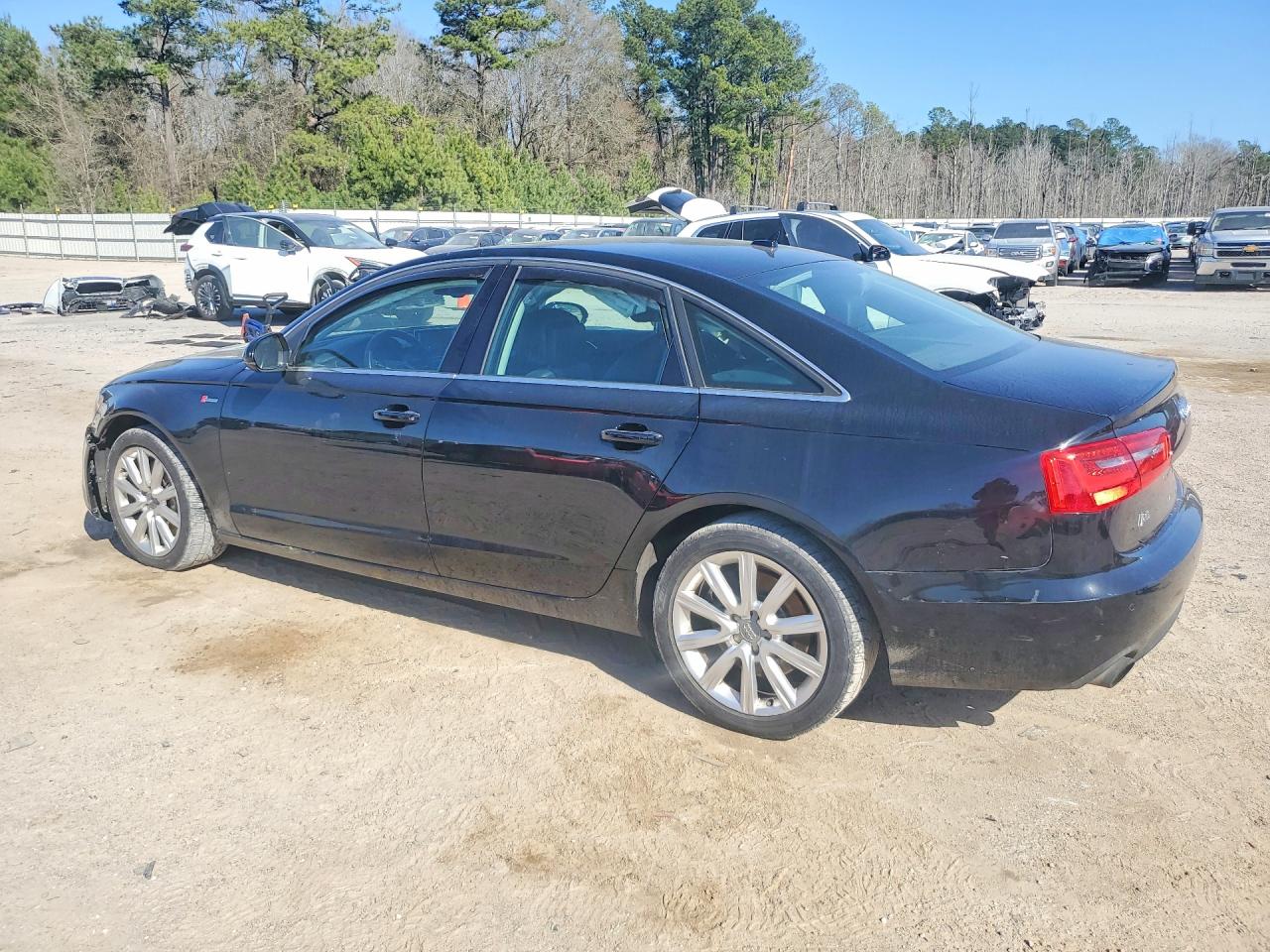 2013 Audi A6 VIN WAUGGAFCXDN116426 photo 2