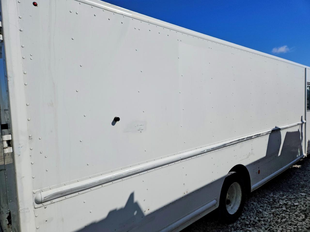 2013 FREIGHTLINER Mt45 VIN 4UZAC3DV8DCFJ7889 photo 3