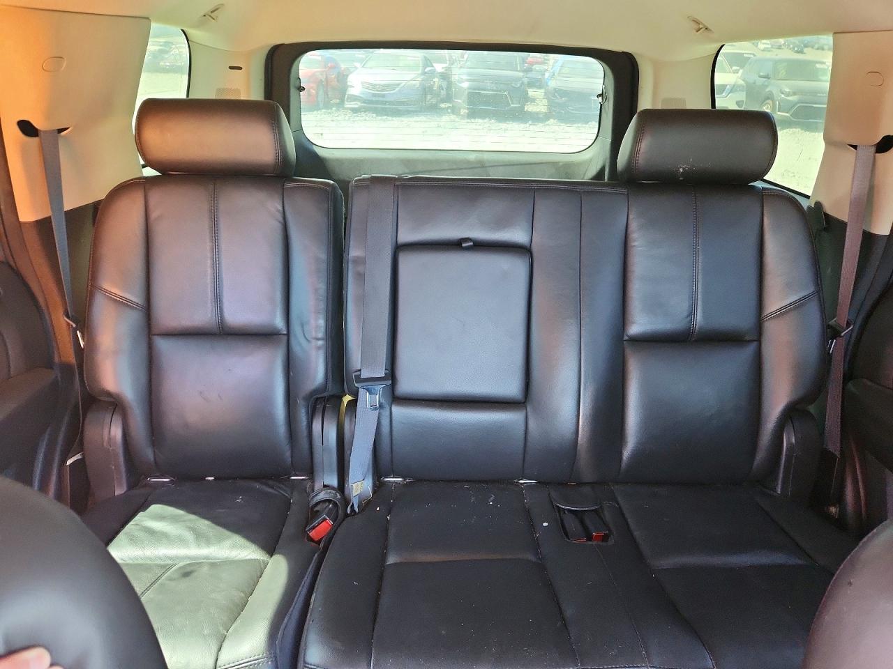 2009 GMC Yukon VIN 1GKFK13579R288209 photo 10