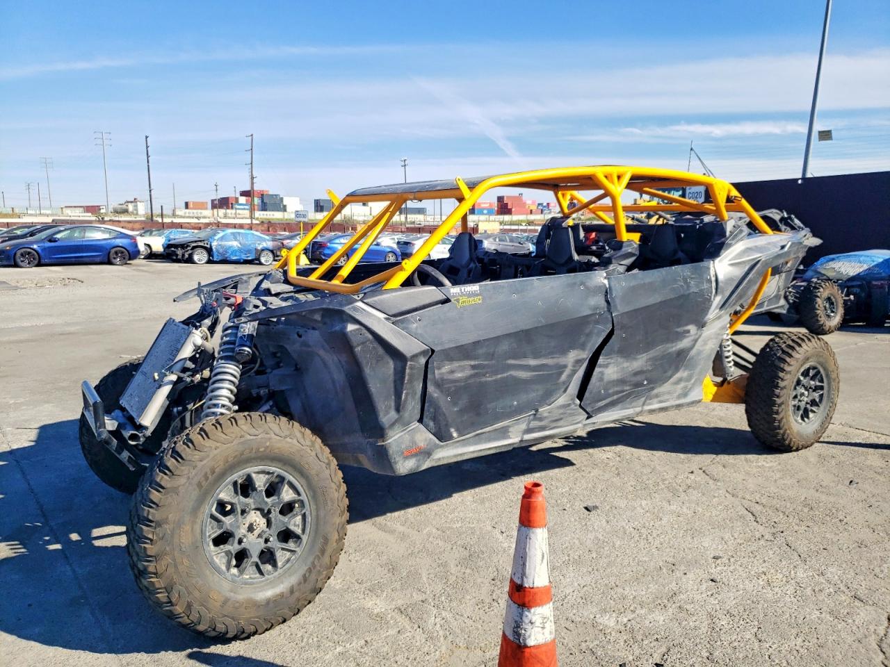2021 Can-Am Maverick x3 max VIN 3JBVMAY26MK000589 photo 2