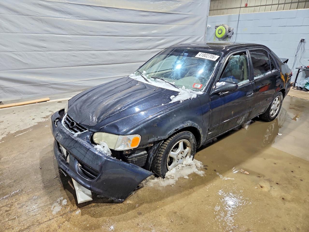 2001 Toyota Corolla VIN 2T1BR12E61C413545 photo 1