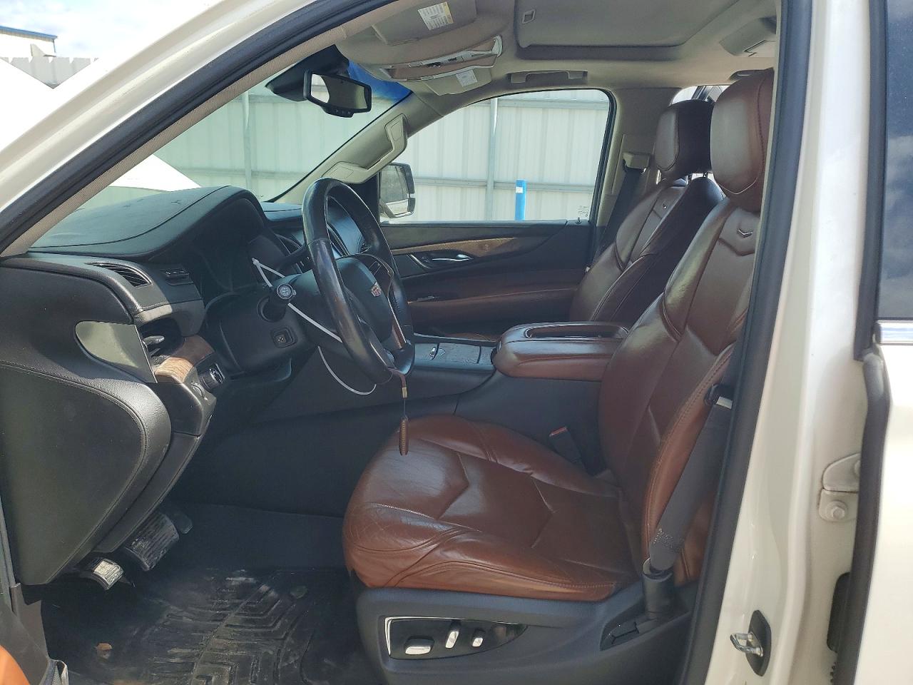 2015 Cadillac Escalade VIN 1GYS3SKJ6FR693446 photo 7