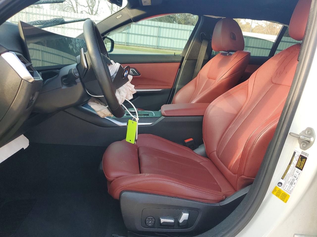 2023 BMW 3 series VIN 3MW69FF02P8C83895 photo 7