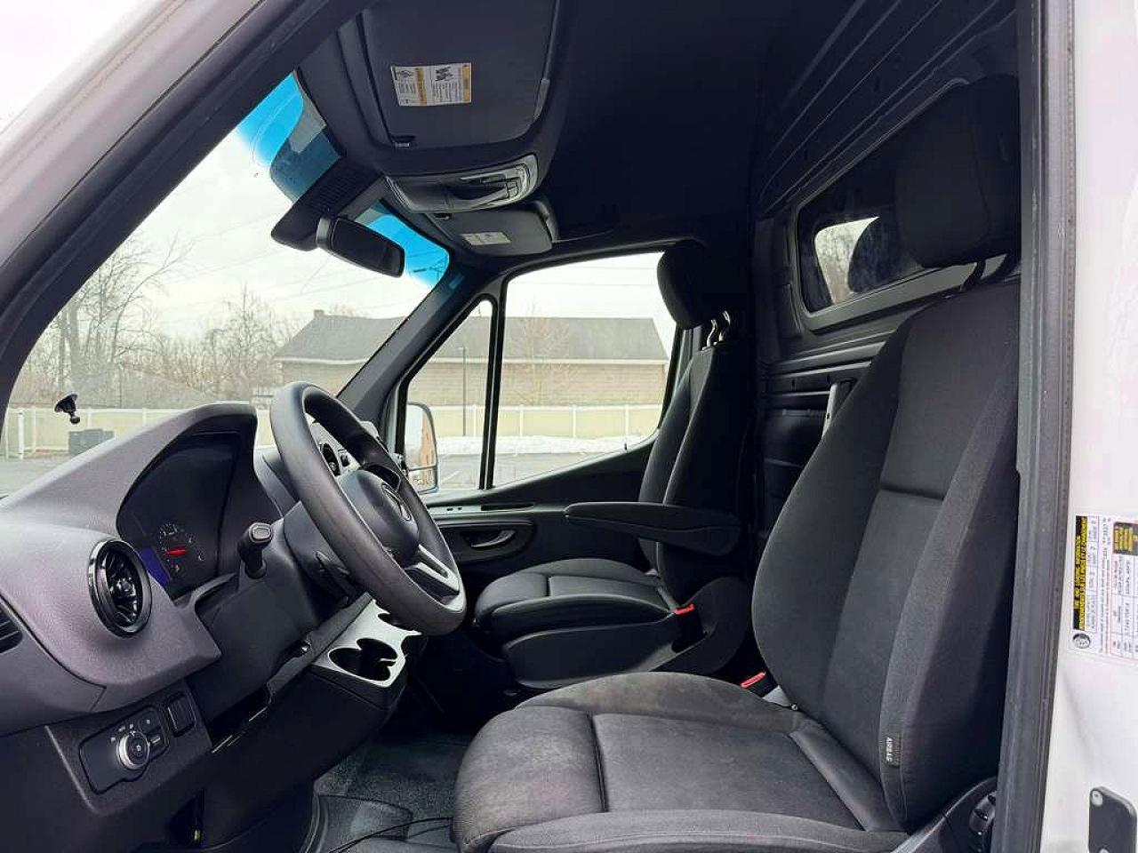 2023 Mercedes-Benz Sprinter VIN W1Y4KCHY0PT141985 photo 7
