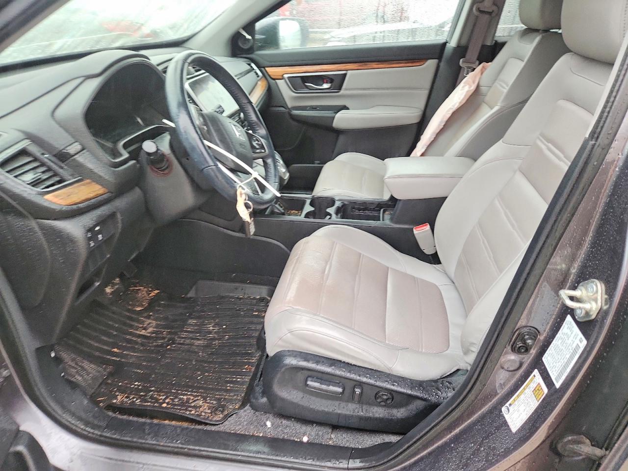 2017 Honda Crv VIN 2HKRW2H98HH651136 photo 7