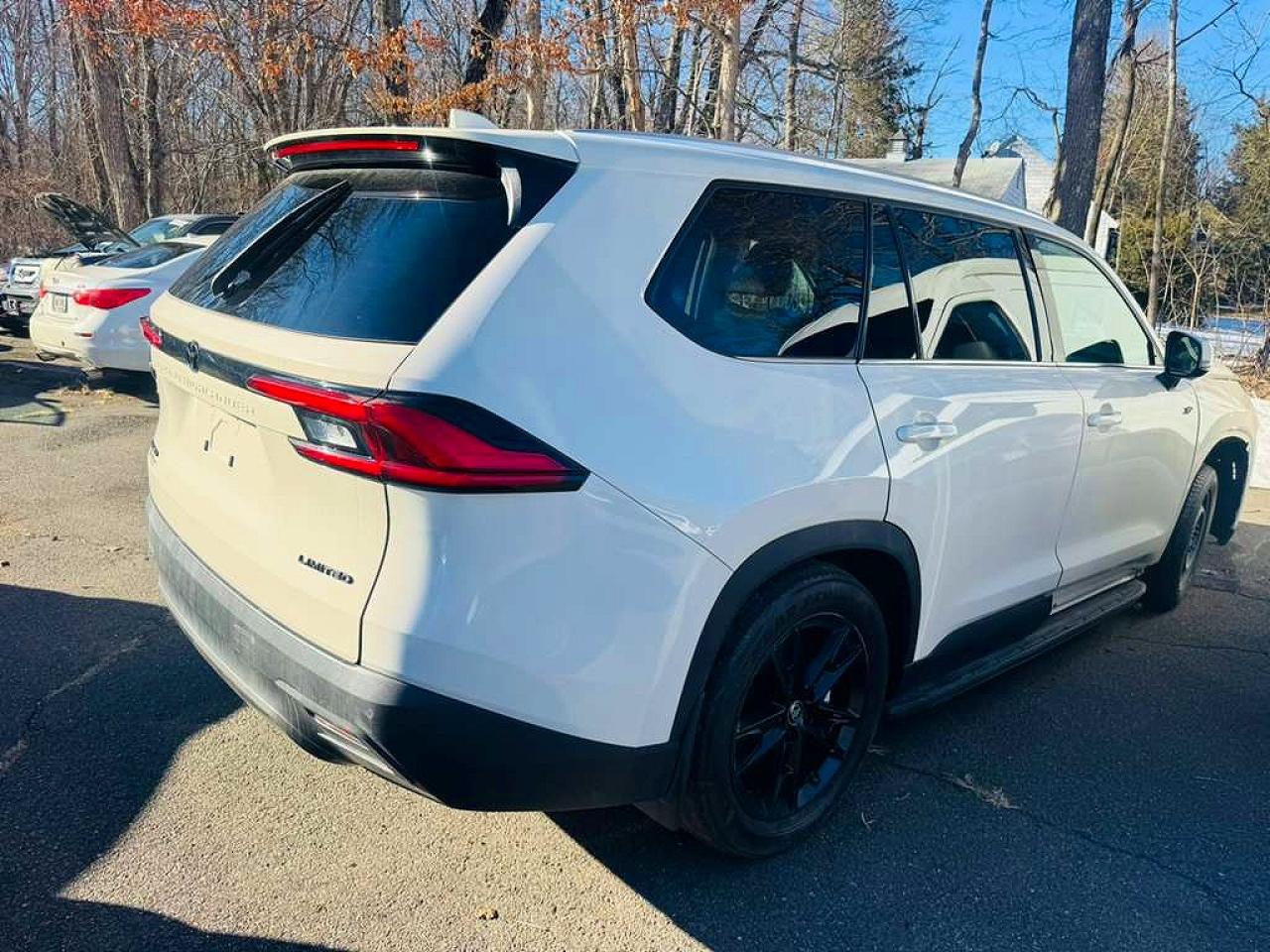 2024 Toyota All other VIN 5TDACAB58RS018797 photo 3