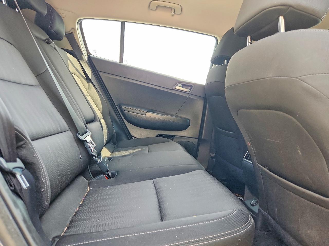 2021 Kia Sportage VIN KNDPM3AC8M7901868 photo 11