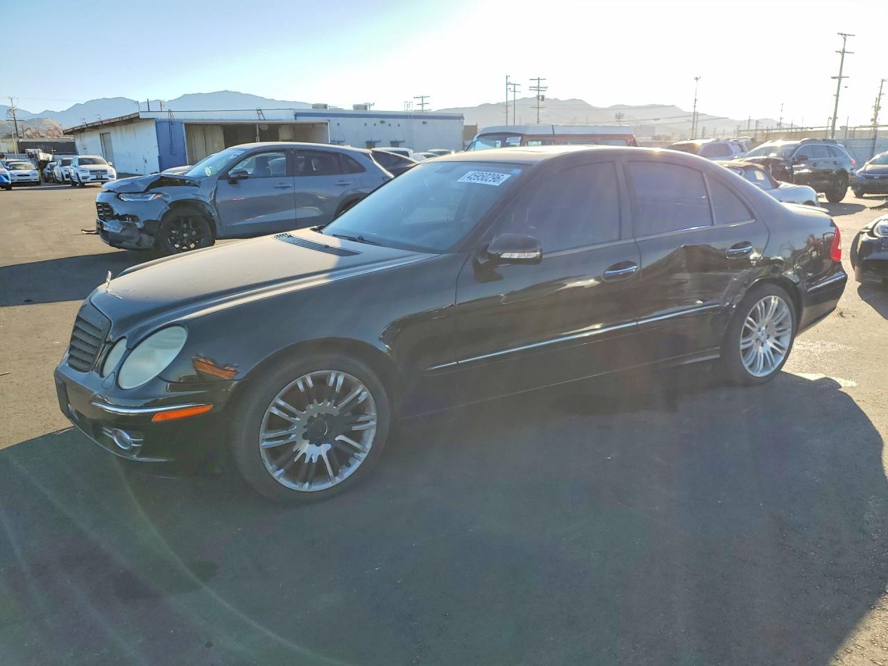 2007 Mercedes-Benz E-class VIN WDBUF56X17A998972 photo 1