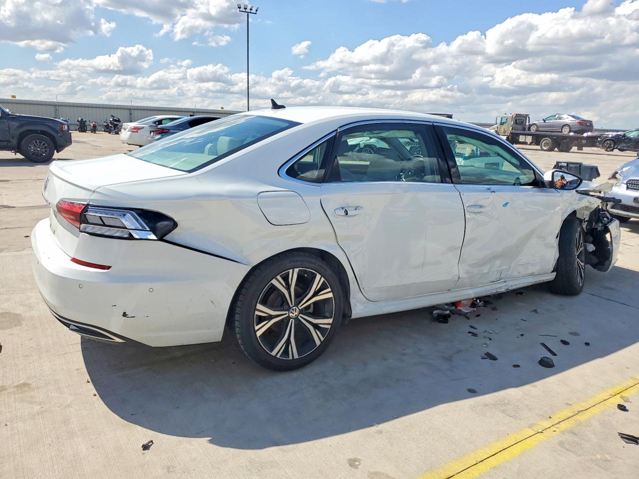 2020 Volkswagen Passat VIN 1VWCA7A34LC002474 photo 3