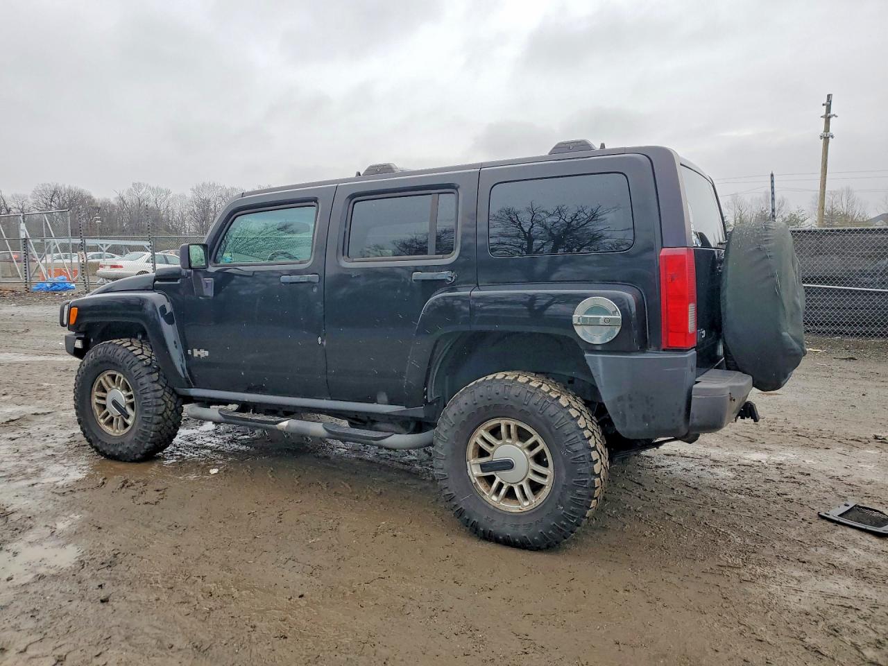 2006 HUMMER H3 VIN 5GTDN136268124718 photo 2