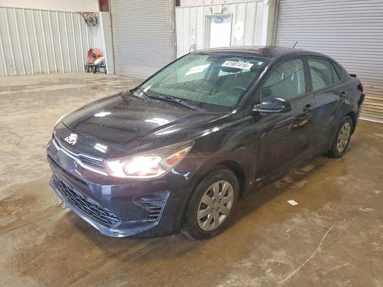 2022 Kia Rio VIN 3KPA24AD5NE463306 photo 1