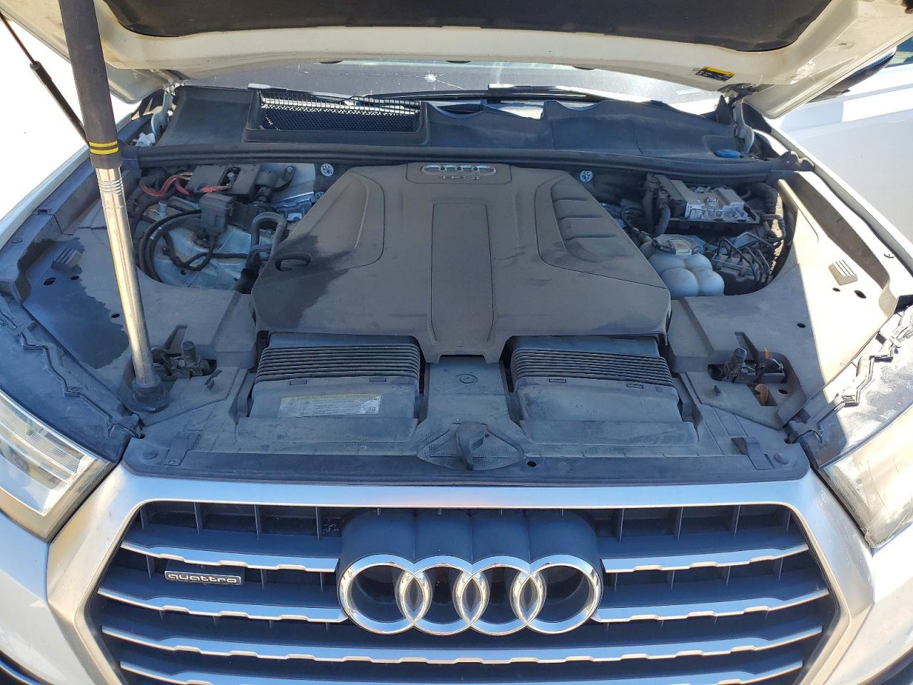 2018 Audi Q7 VIN WA1LHAF75JD002749 photo 12