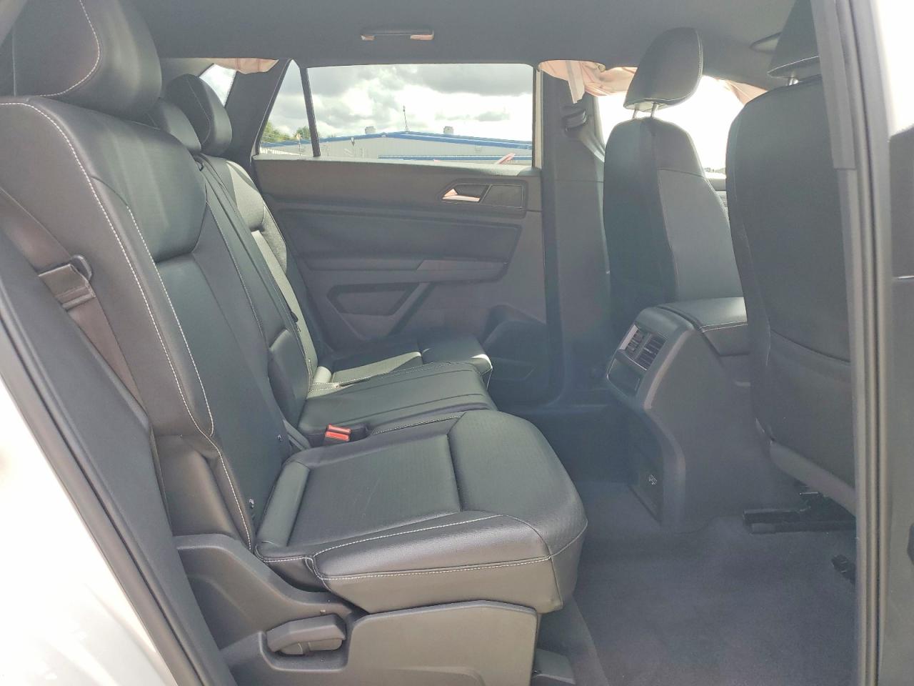 2020 Atlas cross sport VIN 1V2YE2CA6LC220183 photo 11