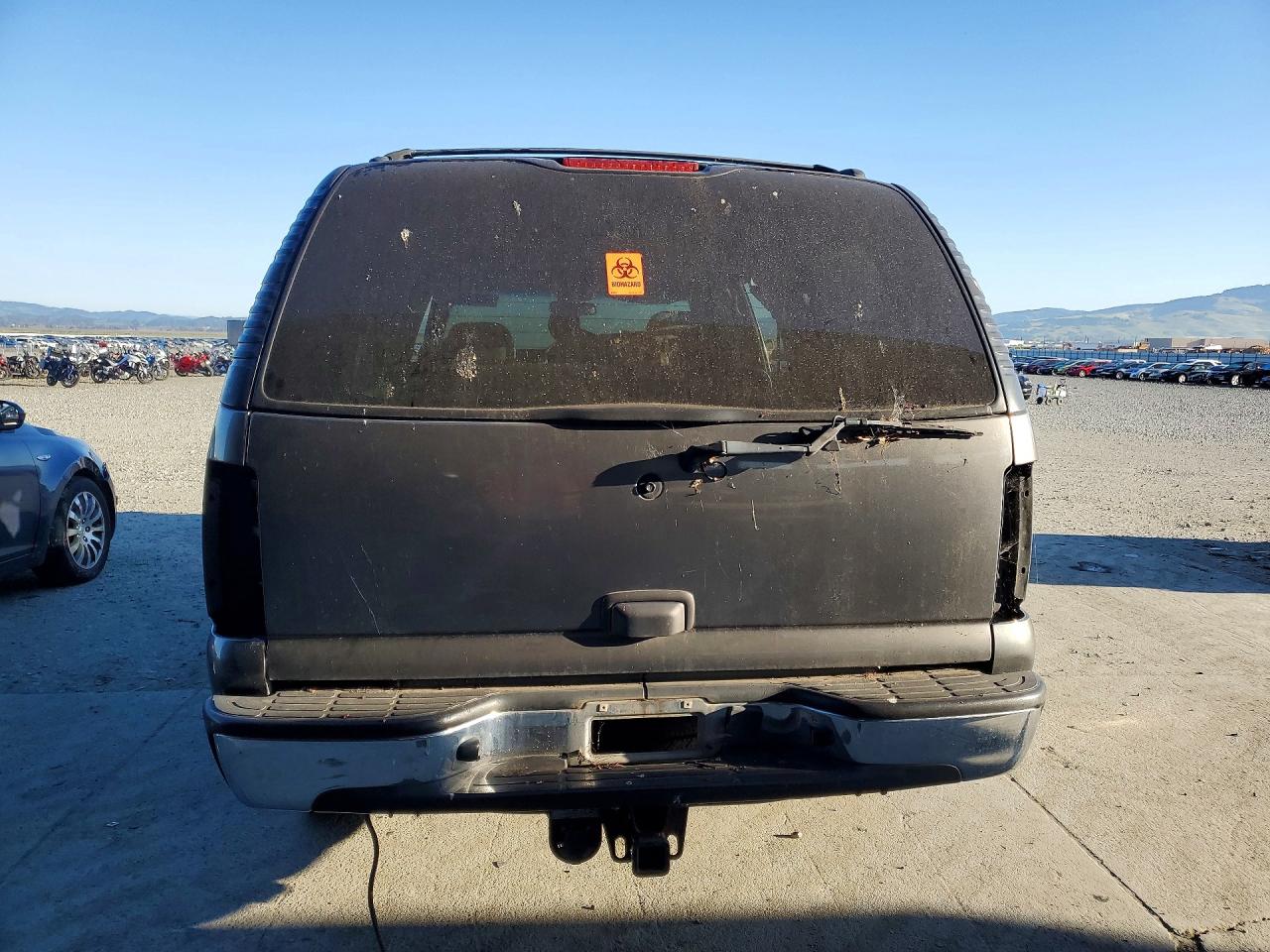 2002 Chevrolet Suburban VIN 1GNGK26U52R253917 photo 6