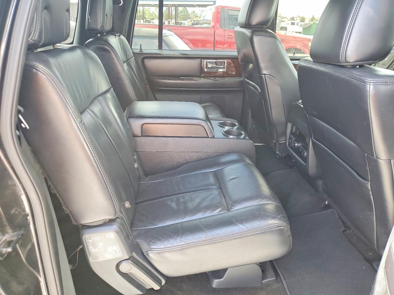 2015 Lincoln Navigator VIN 5LMJJ3JT7FEJ08616 photo 11