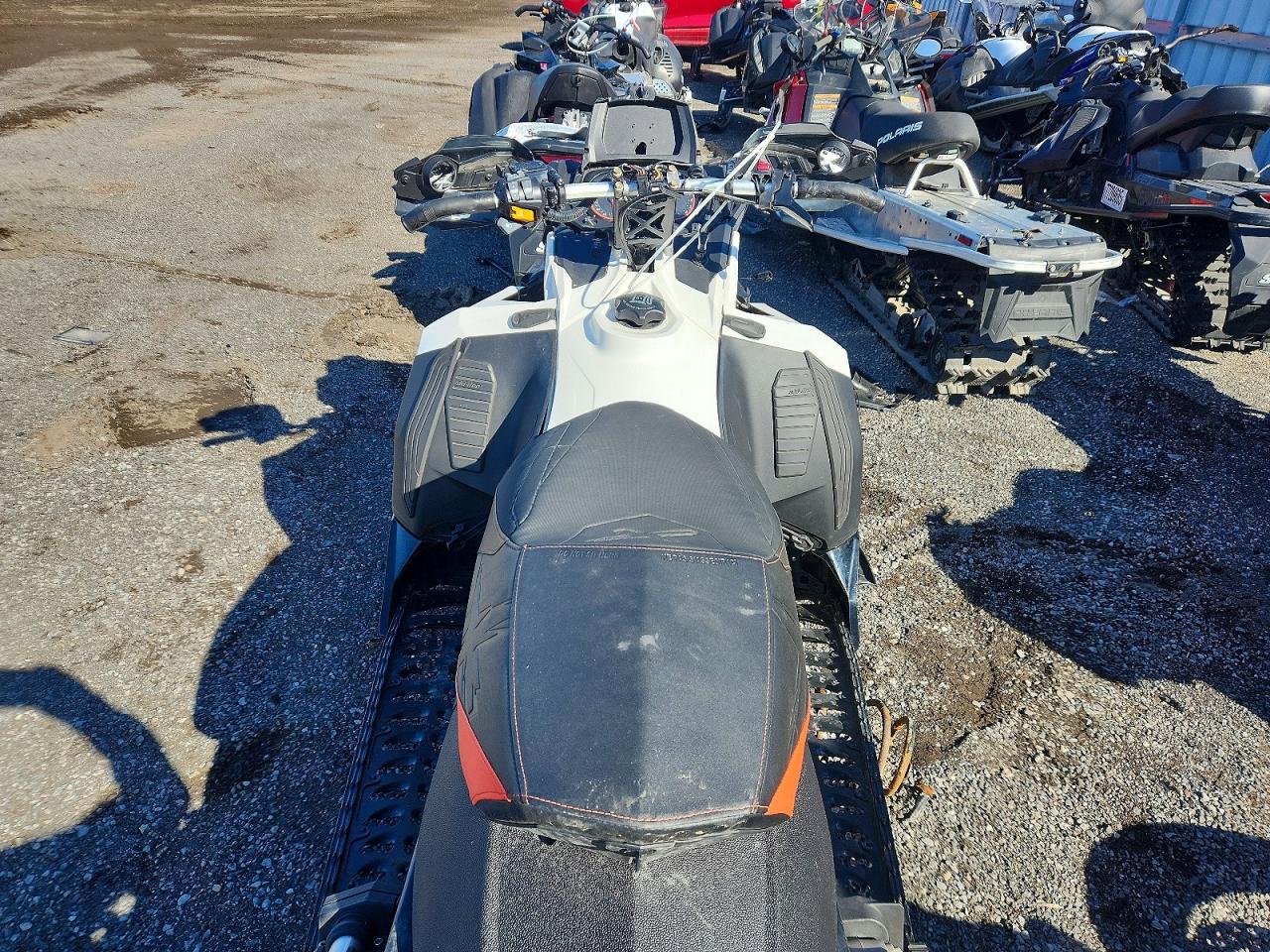 2016 SKI Renegade VIN 2BPSUWGF9GV000032 photo 5