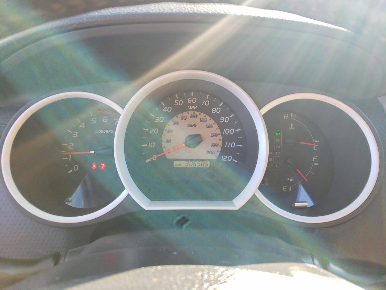 2010 Toyota Tacoma v6 VIN 3TMMU4FN8AM020804 photo 9