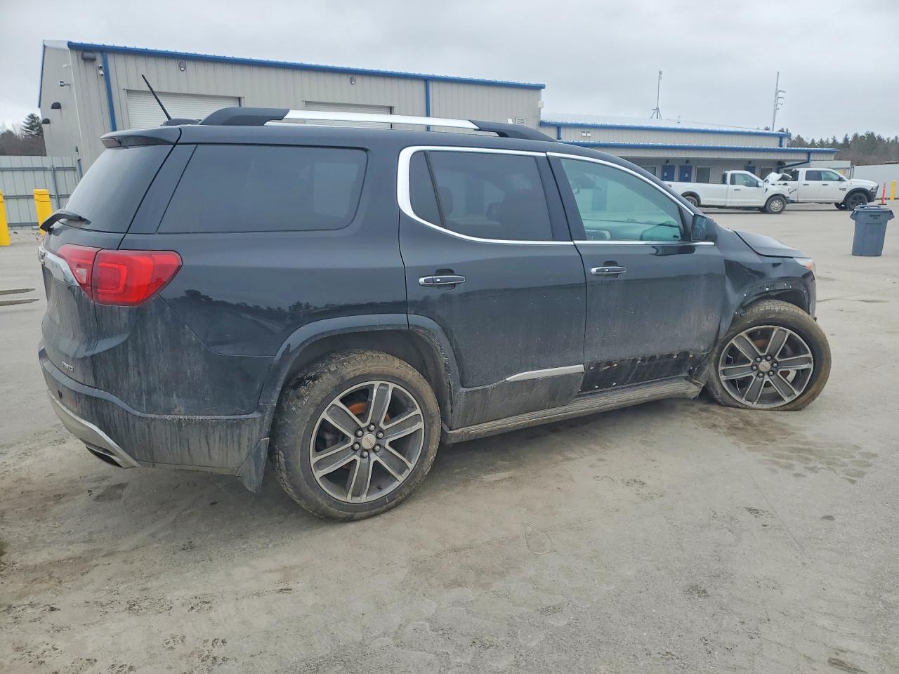 2017 GMC Acadia den VIN 1GKKNXLS1HZ249984 photo 3