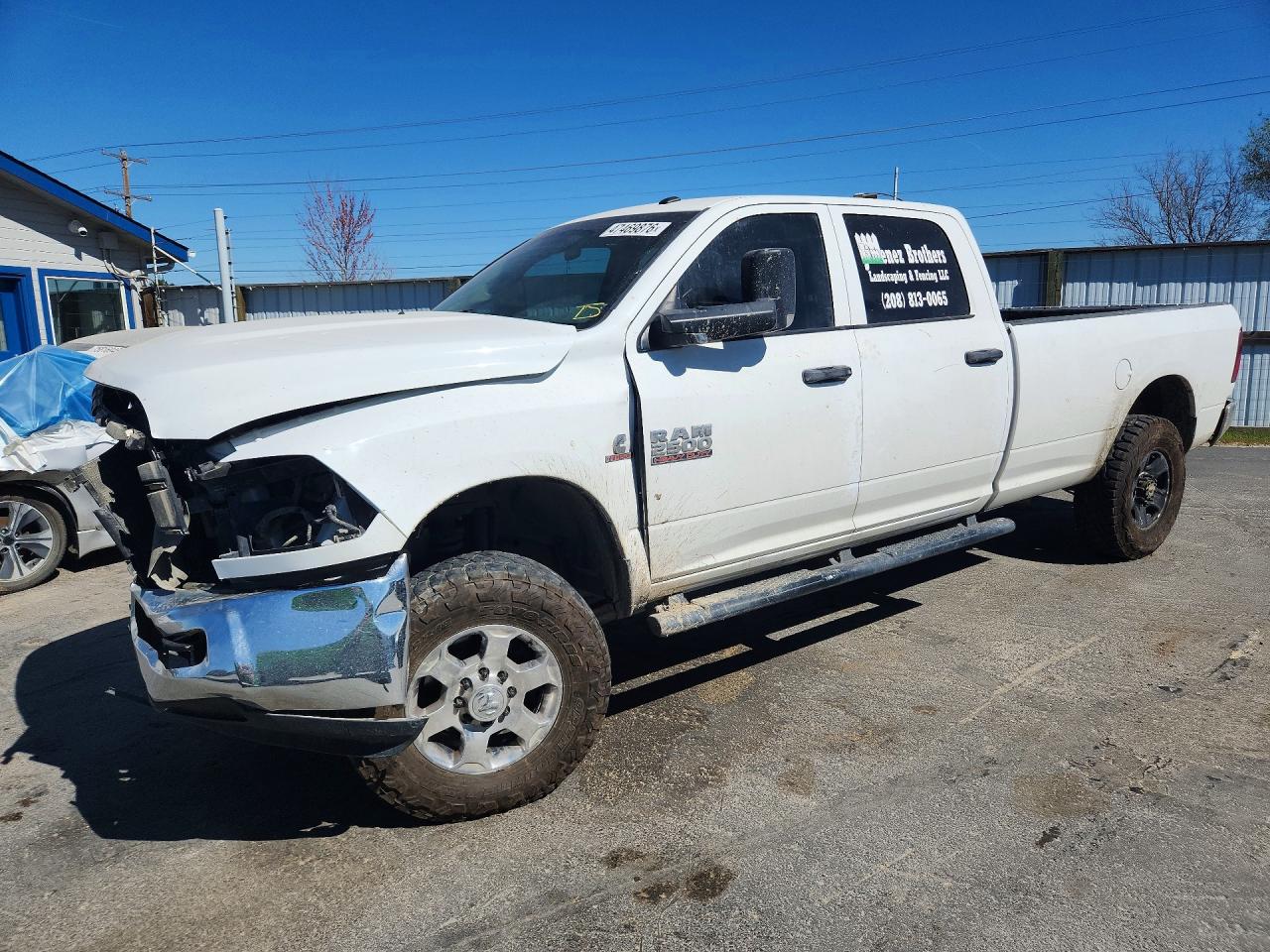 2017 Ram 2500 VIN 3C6UR5HLXHG663173 photo 1