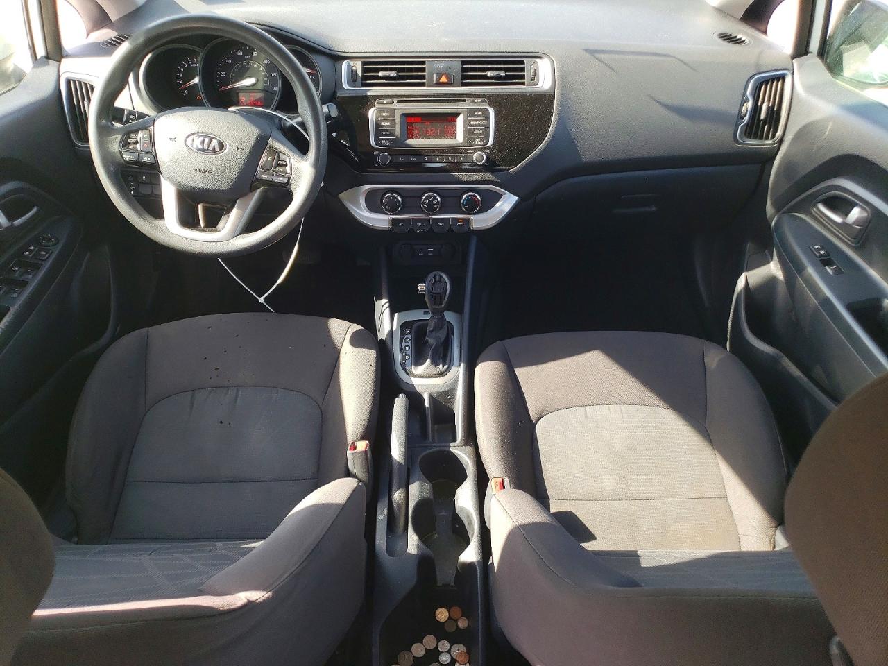 2016 Kia Rio VIN KNADM4A33G6647356 photo 8