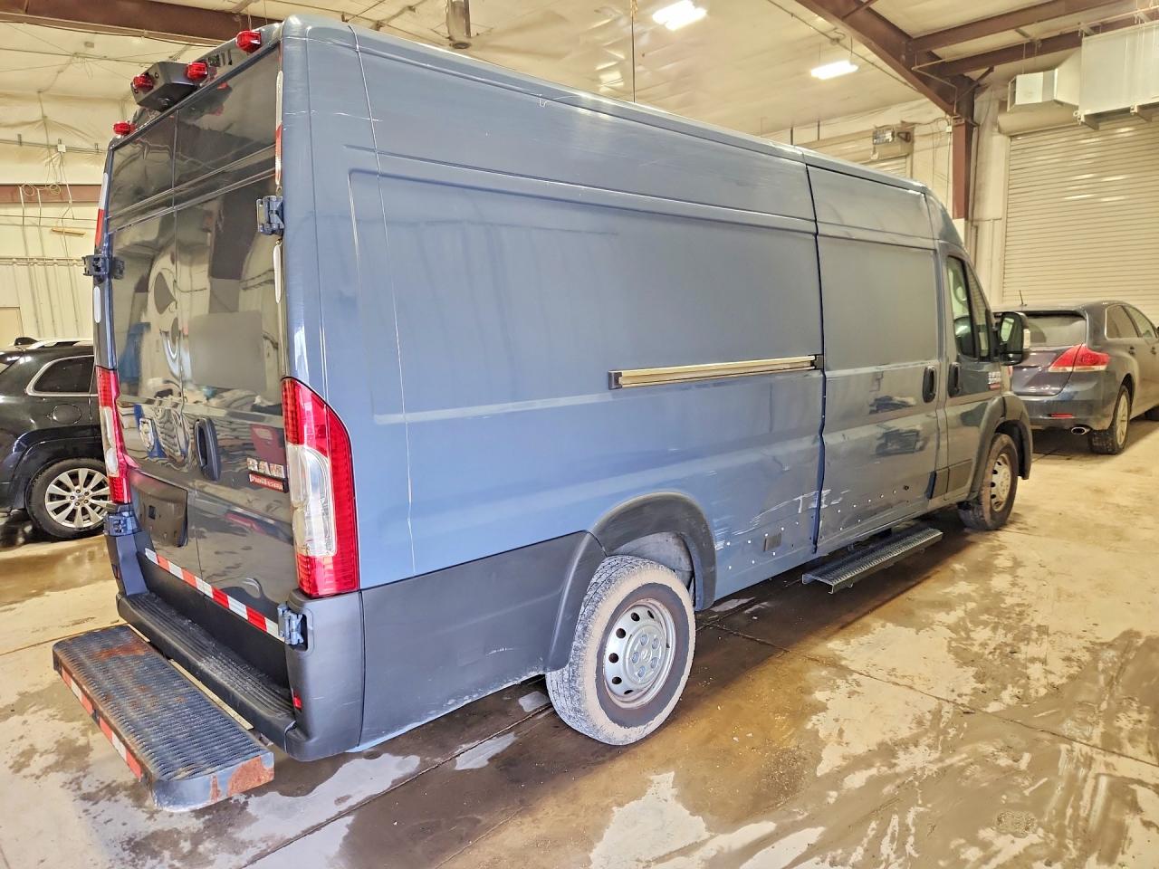 2020 Ram Promaster VIN 3C6URVJG3LE136979 photo 3