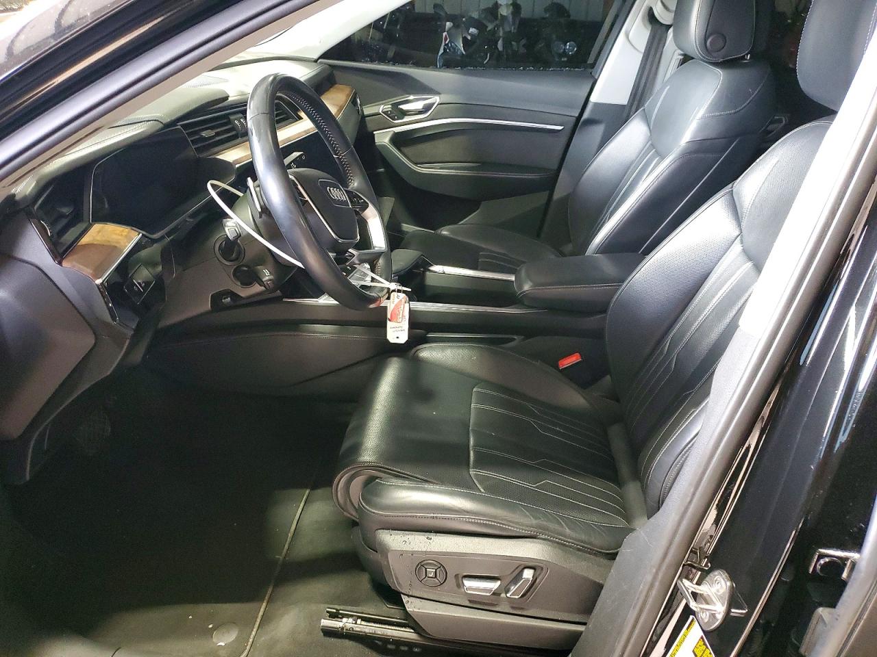 2019 AUDI E-tron VIN WA1VABGE2KB023281 photo 7