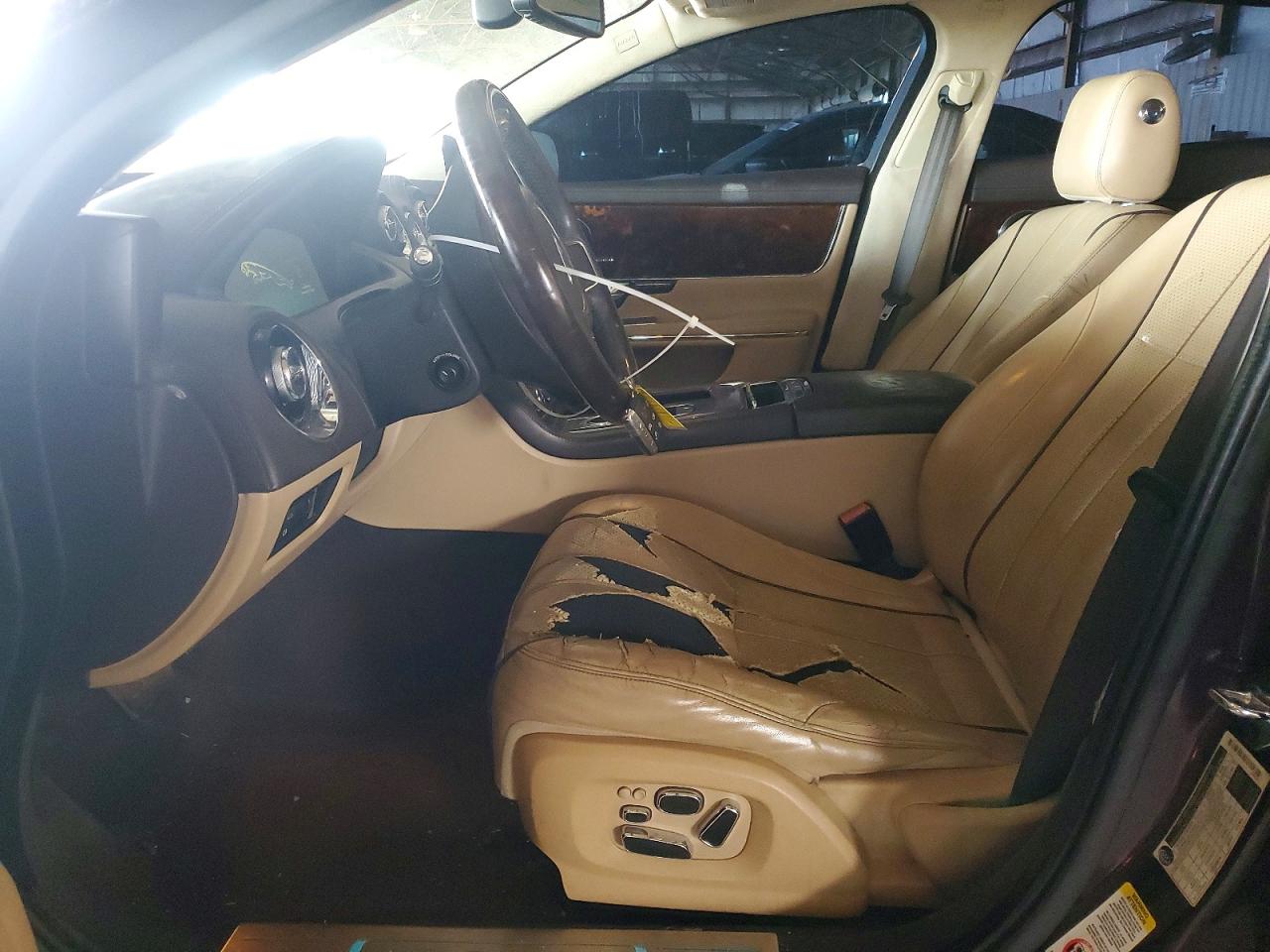 2013 Jaguar Xj VIN SAJWA2GB6DLV40422 photo 7