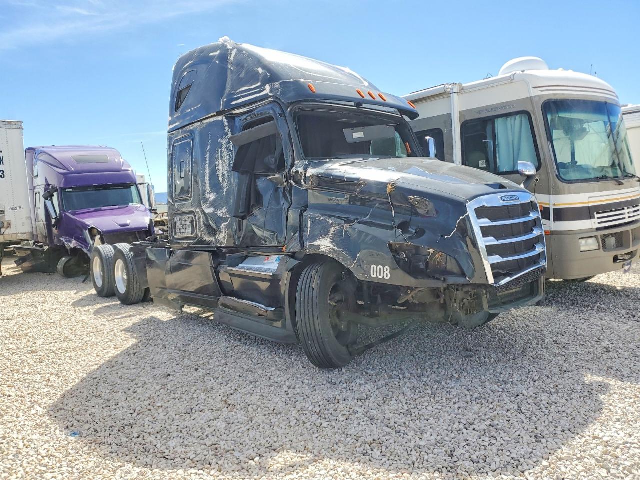 2023 FREIGHTLINER All other VIN 1FUJHHDR9PLNK0817 photo 1