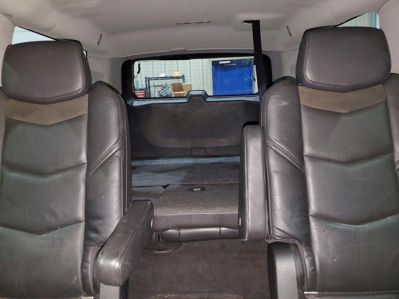 2016 Cadillac Escalade VIN 1GYS4HKJ2GR141377 photo 10