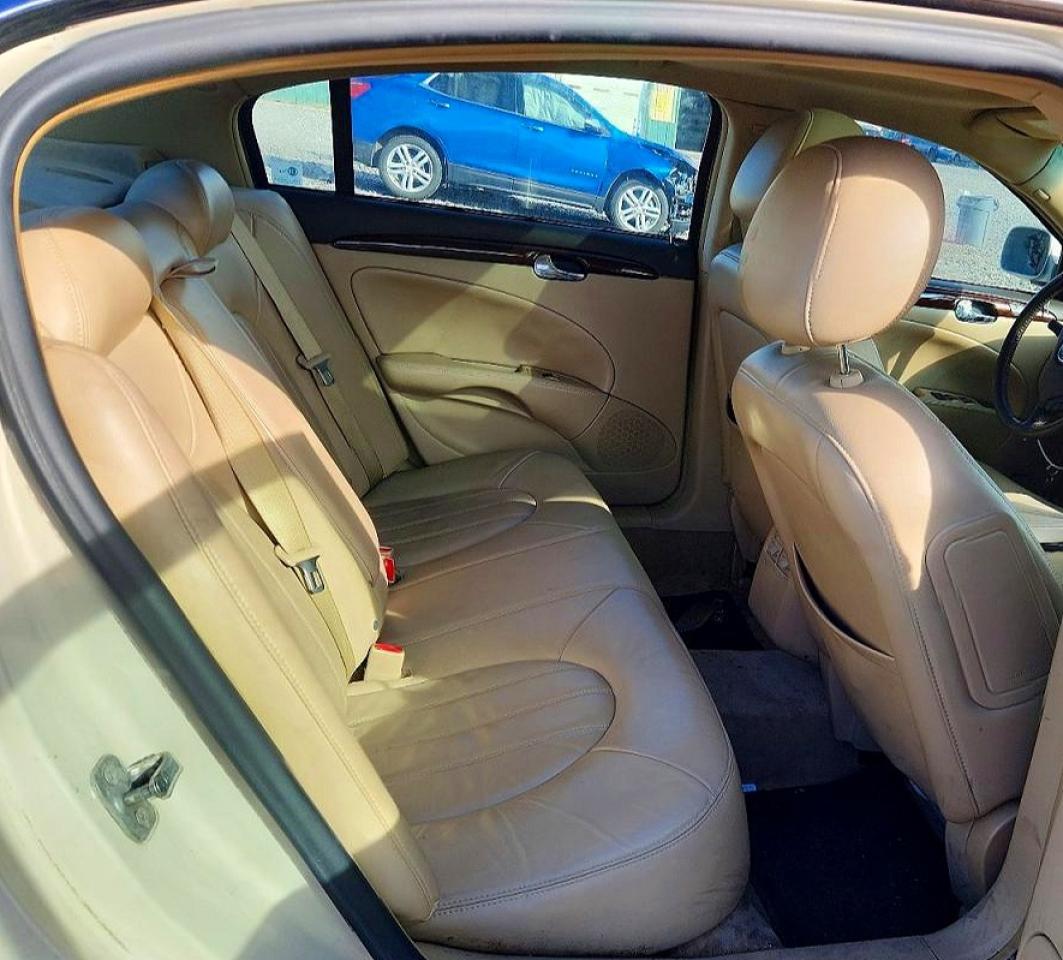 2010 Buick Lucerne VIN 1G4HJ5EM4AU128577 photo 10