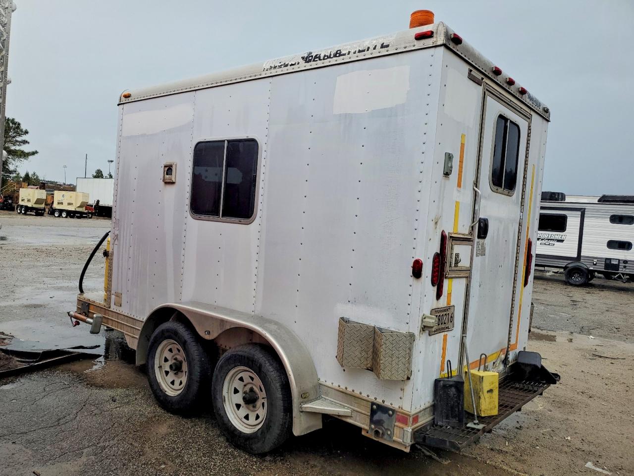 2003 FEATHERLITE Utility VIN 4FGL011242C048129 photo 3