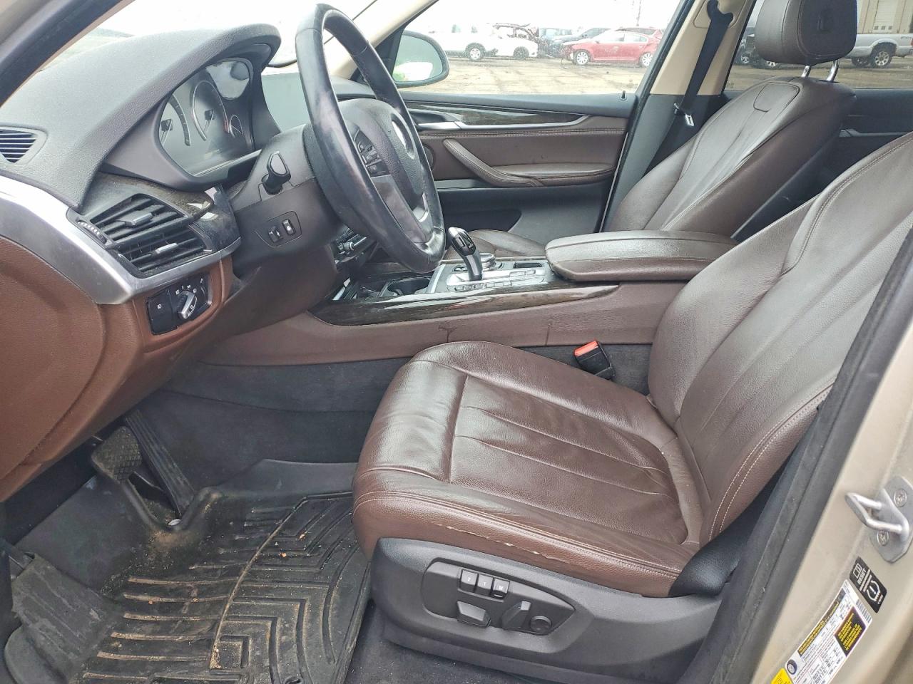 2014 BMW X5 VIN 5UXKR0C57E0K45499 photo 7