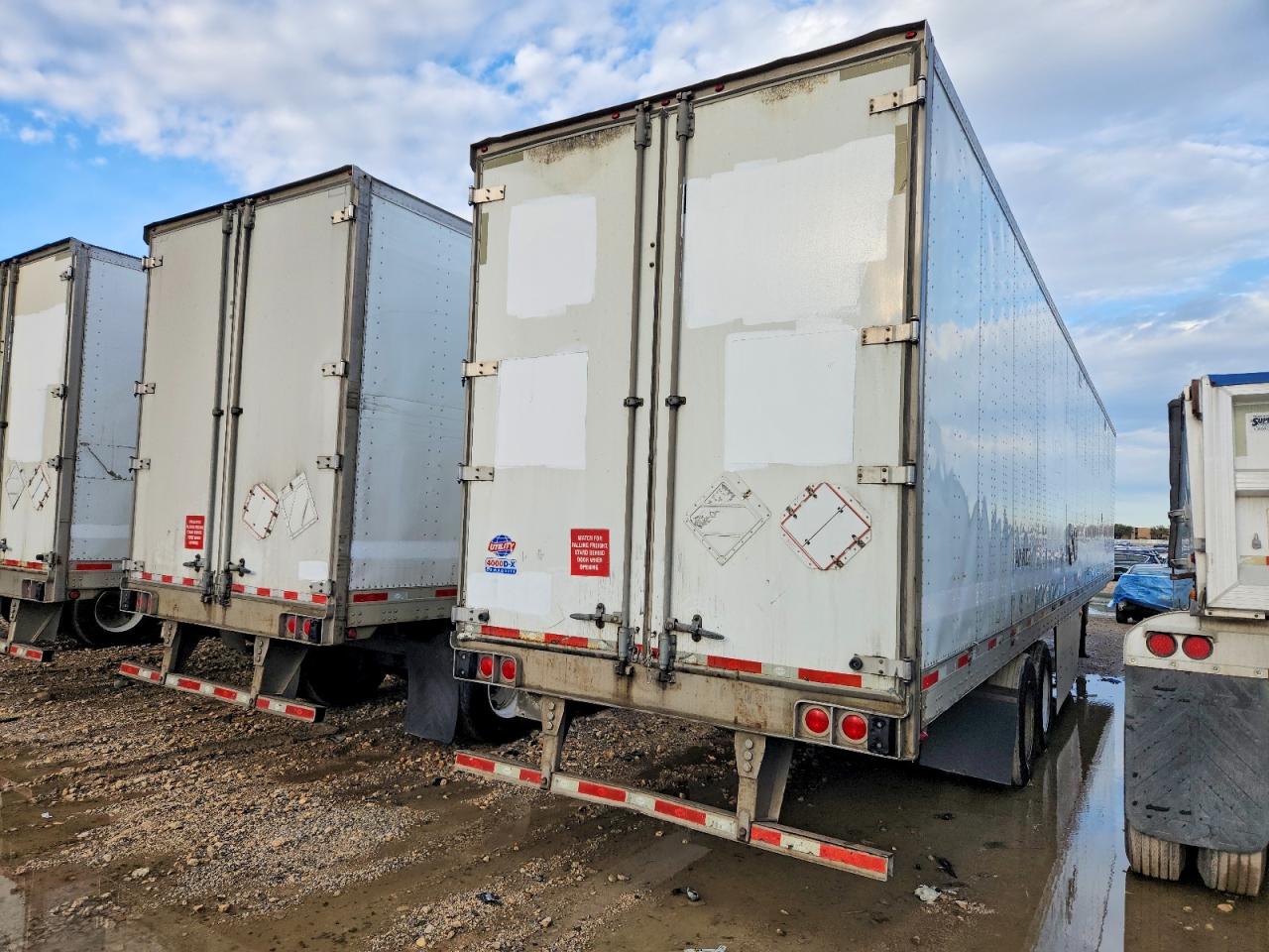 2014 UTILITY All models VIN 1UYVS2535EP766286 photo 4