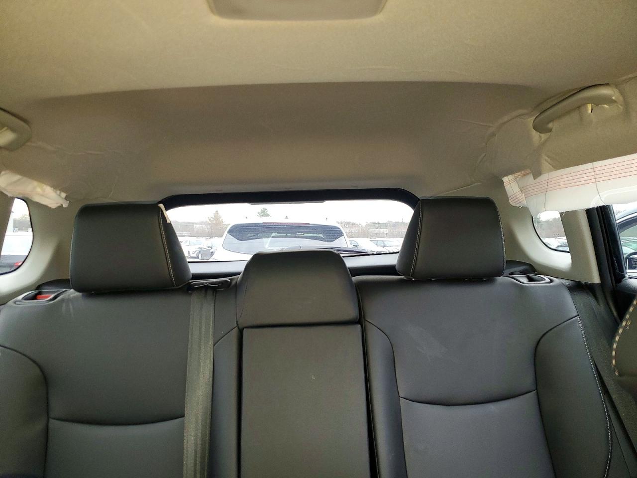 2023 Toyota Corolla cr VIN 7MUDAABG2PV063421 photo 10