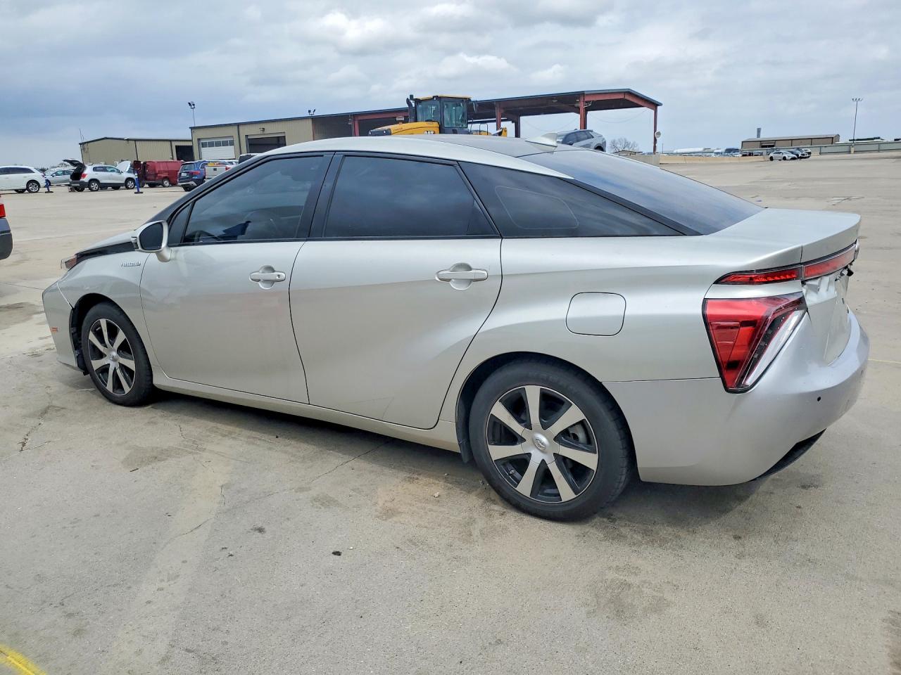 2019 Toyota Mirai base VIN JTDBVRBDXKA007713 photo 2
